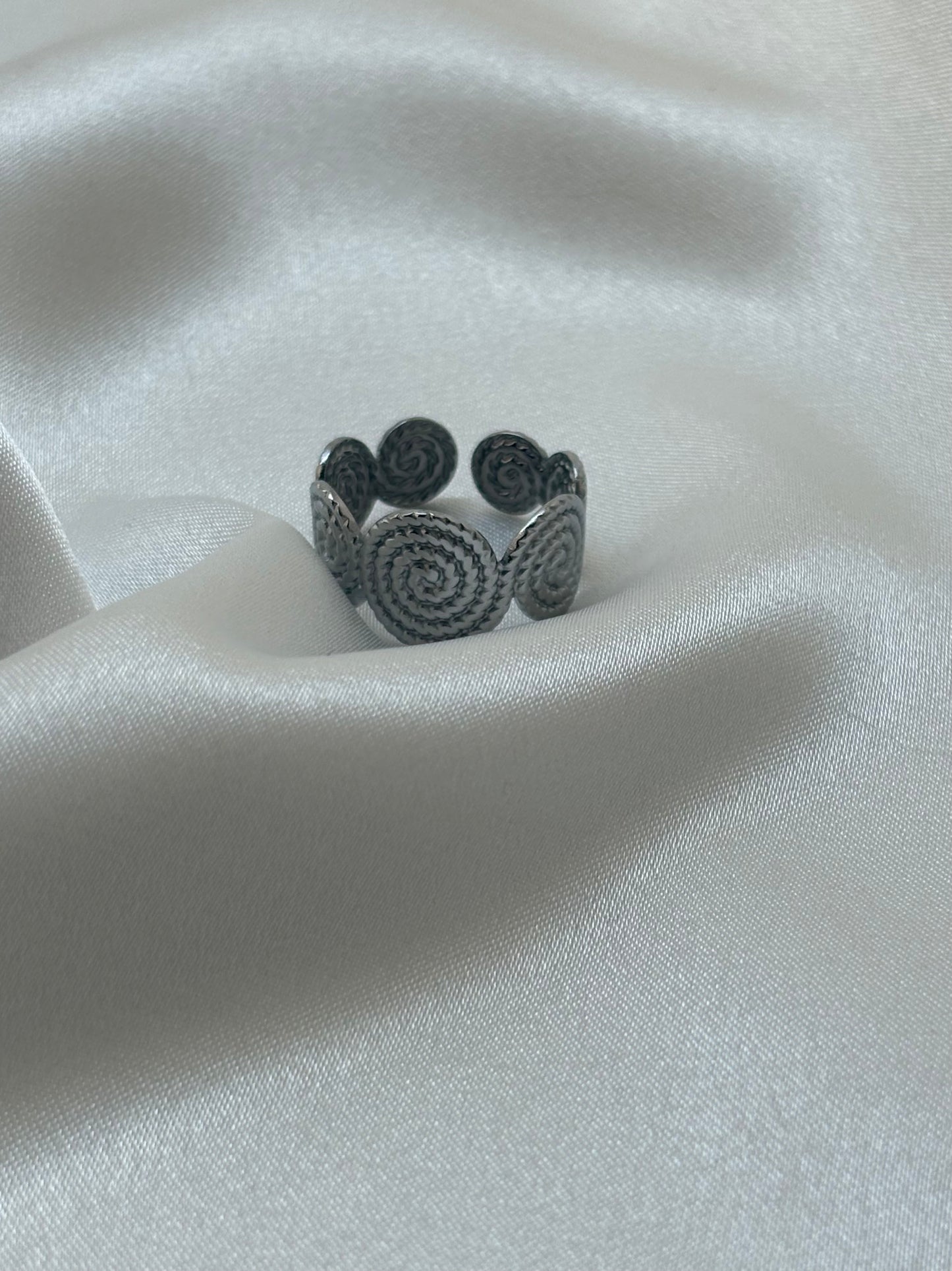 Spira Ring