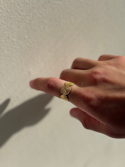 Spira Ring