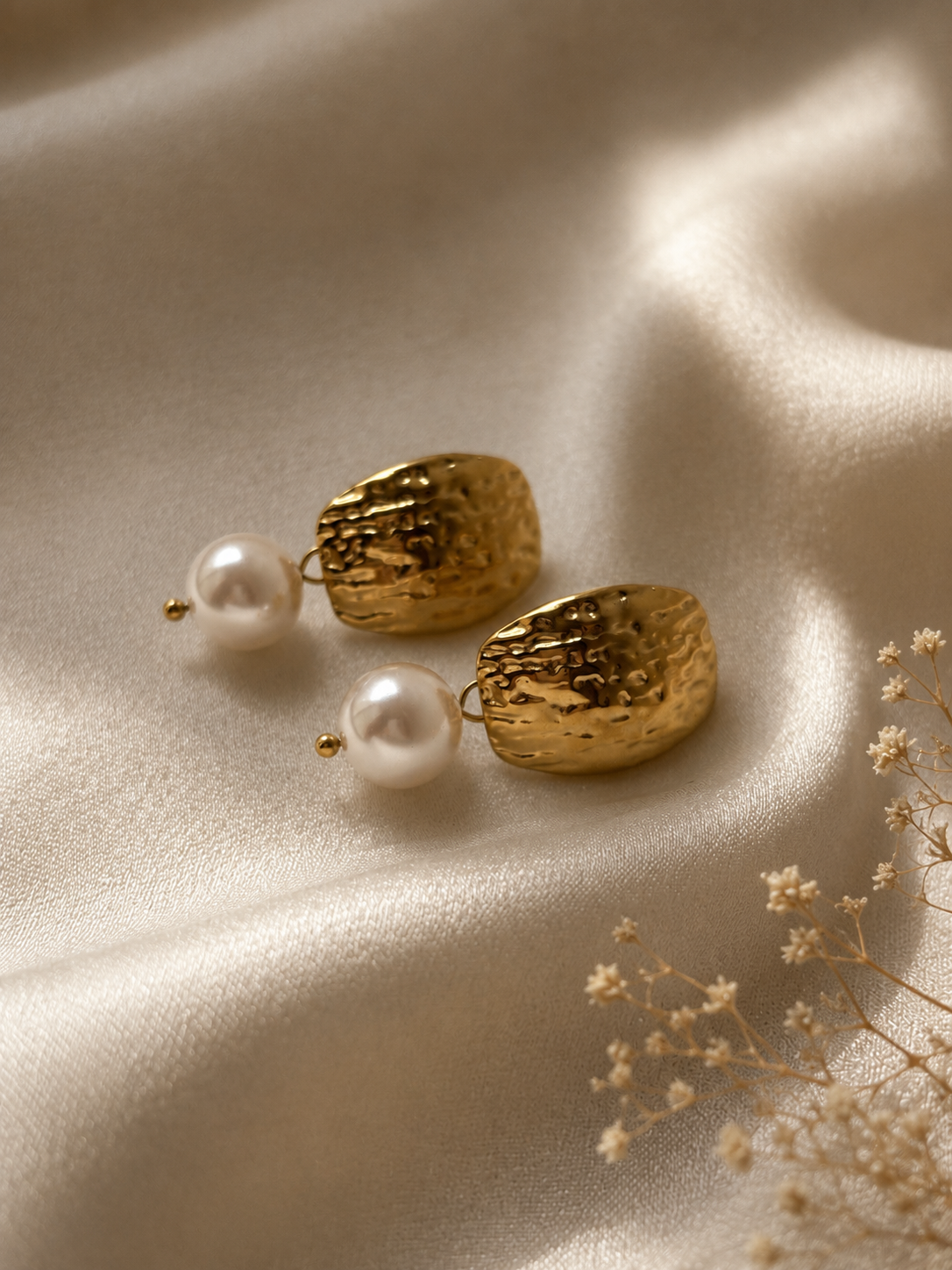 Pearls & Gemstones