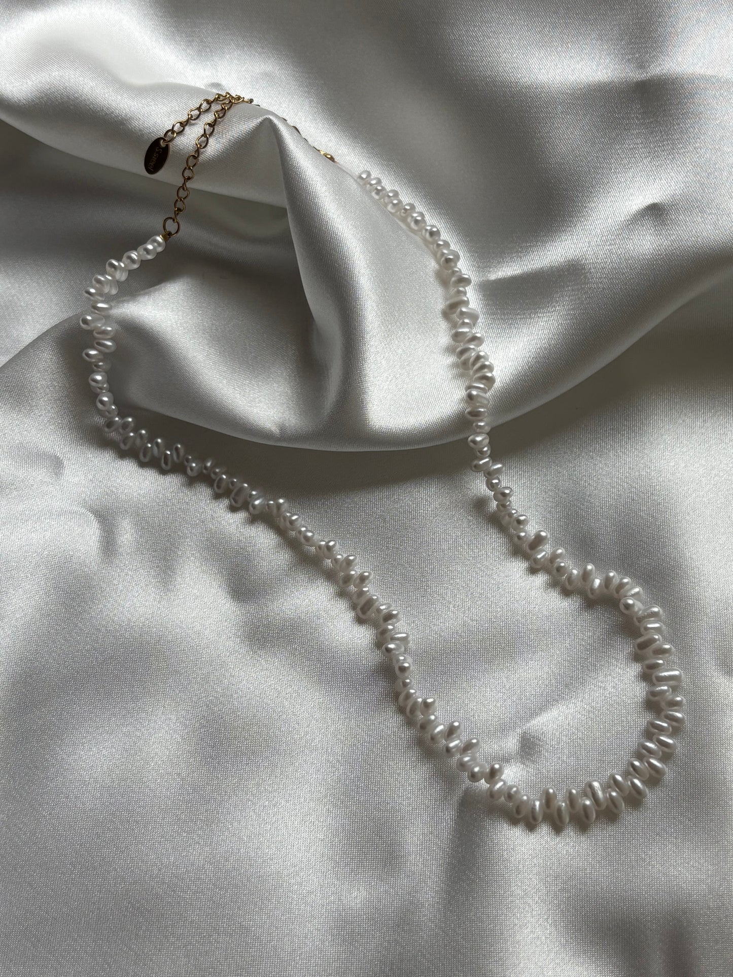 Moonmist Pearls Choker