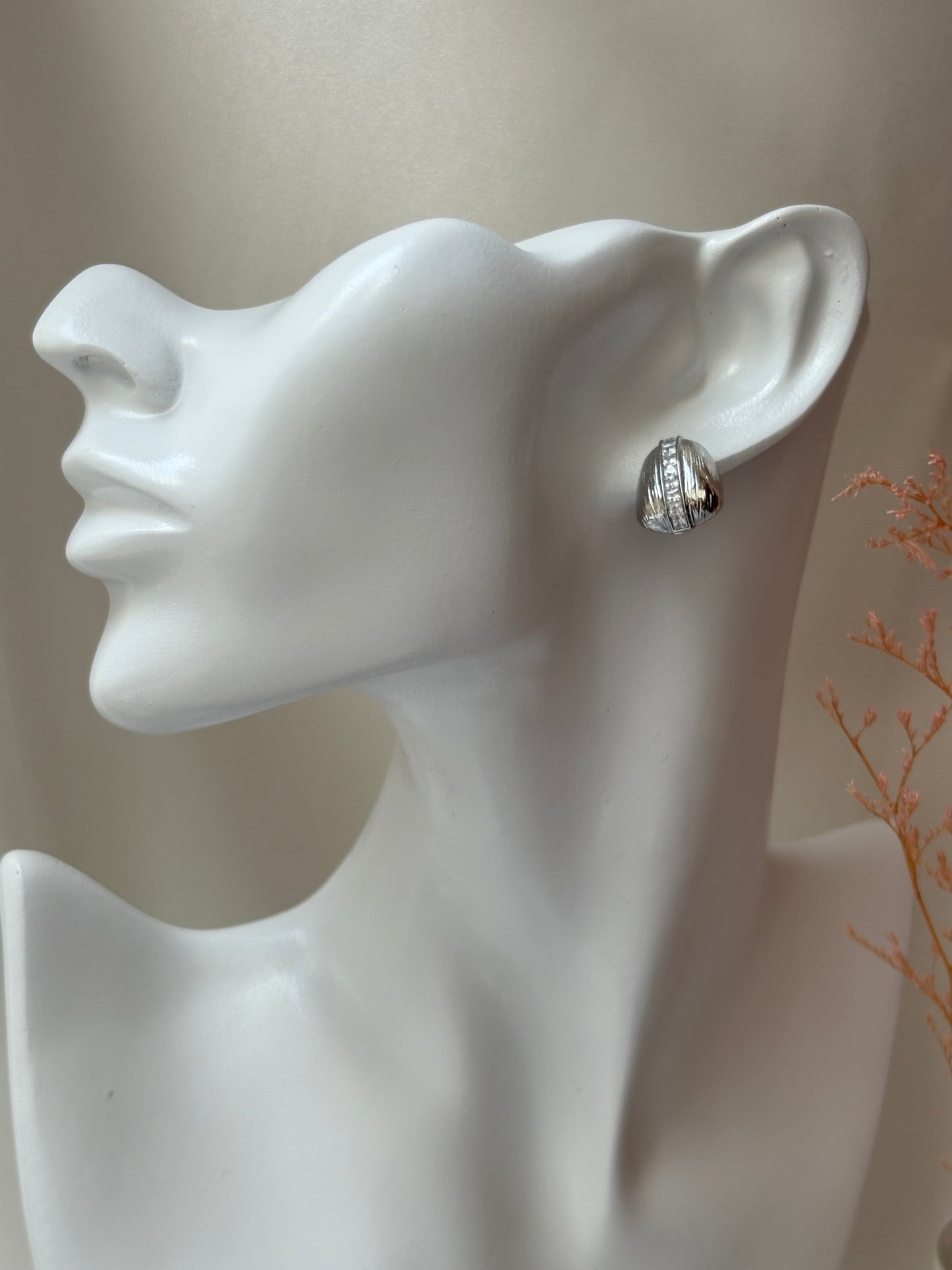 Lustra Earrings