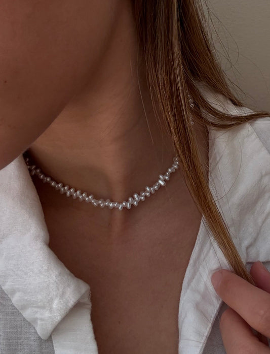 Moonmist Pearls Choker