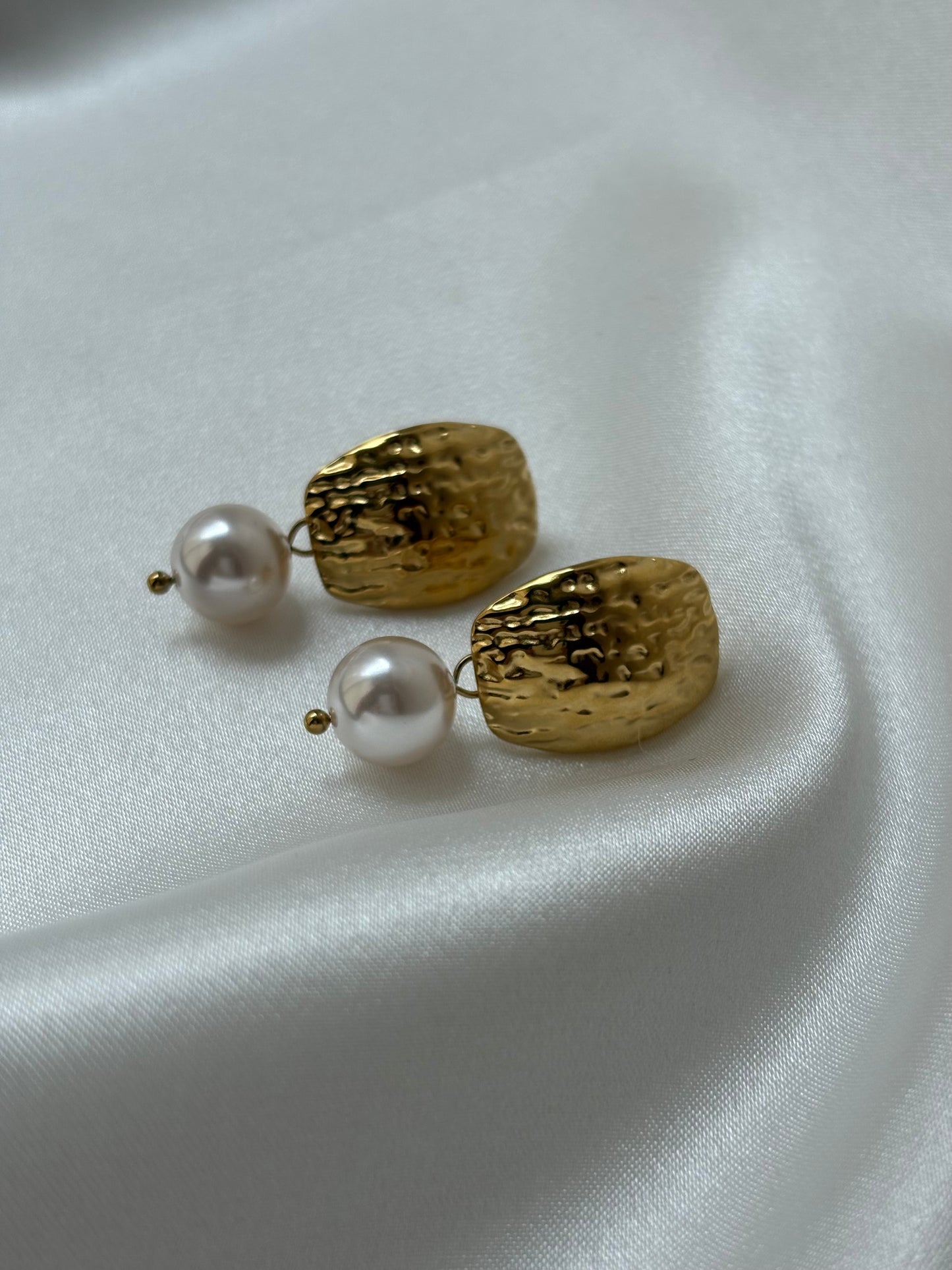 Vintage Glow Earrings