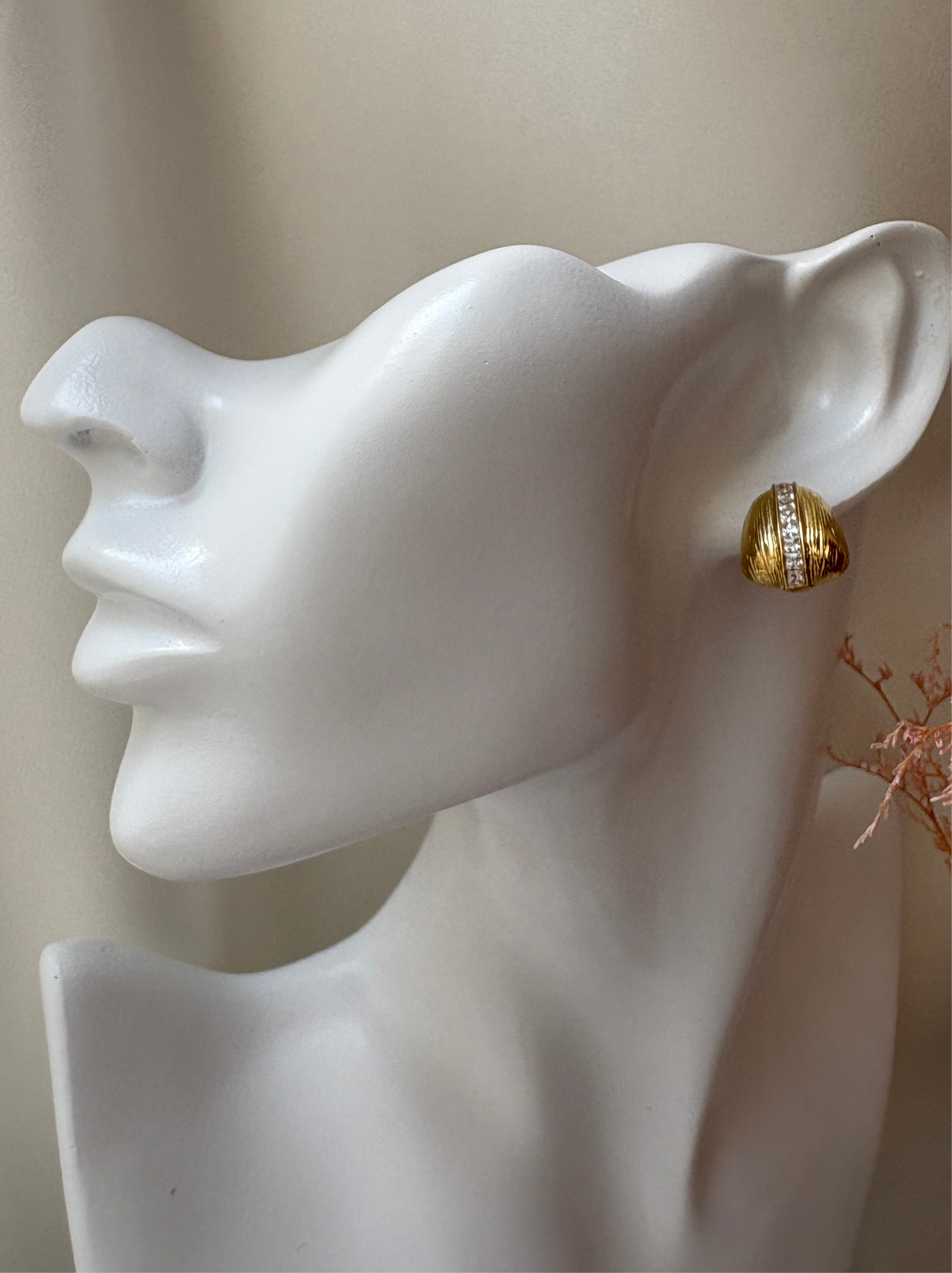 Lustra Earrings