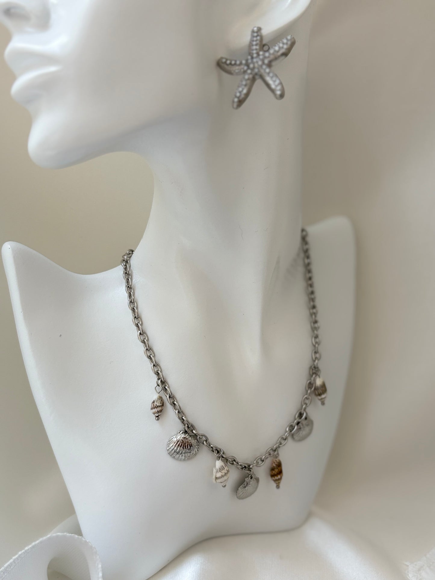 Thalassa Necklace